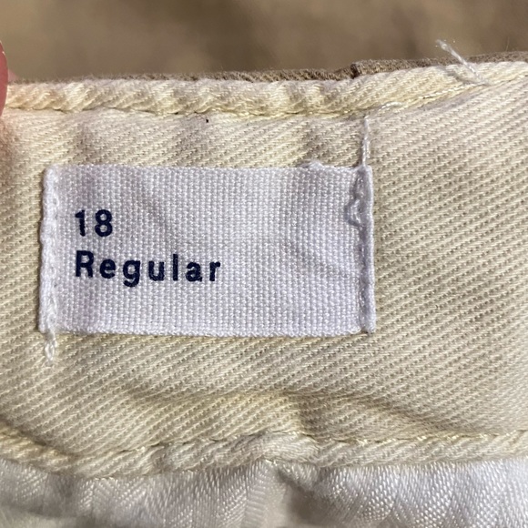 Gap Khakis - Picture 4 of 4